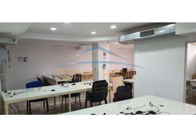 QERA AMBIENT ZYRASH RRUGA MYSLYM SHYRI TIRANE