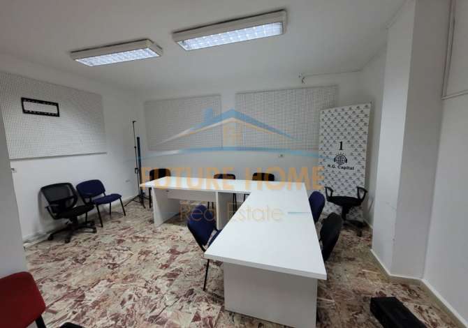 Ambient biznesi me qera 3+1 ne Tirane - 2,500 Euro
