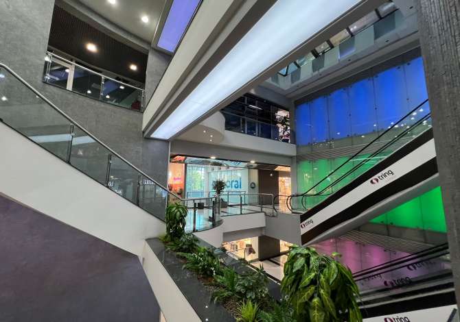 AMBJENT KOMERCIAL PER SHITJE NE ZEMER TE TIRANES !