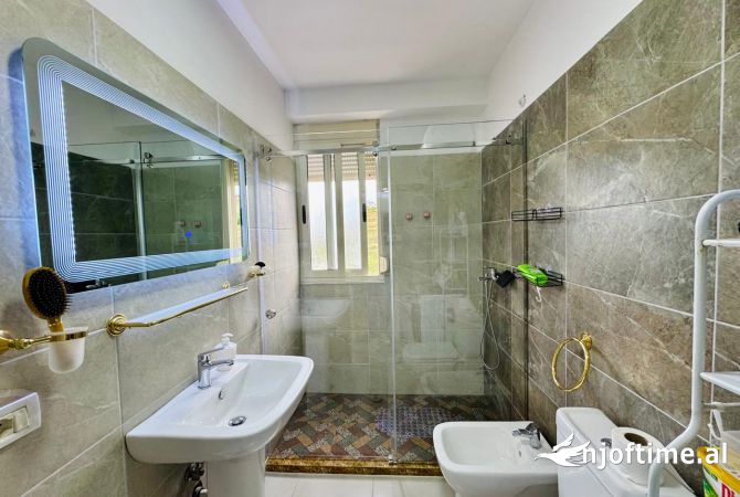 Shtepi me qera Apartament ne Tirane, 1+1, Mobilimi E mobiluar, Pagesa 450  Euro.