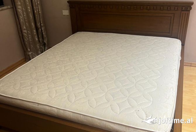 Mobilje dhe Elektroshtepiake ne Tirane - 15,000 Leke