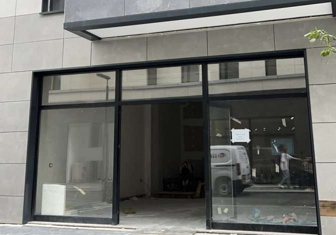 Ambient biznesi me qera 3+1 ne Tirane - 40,000 Leke