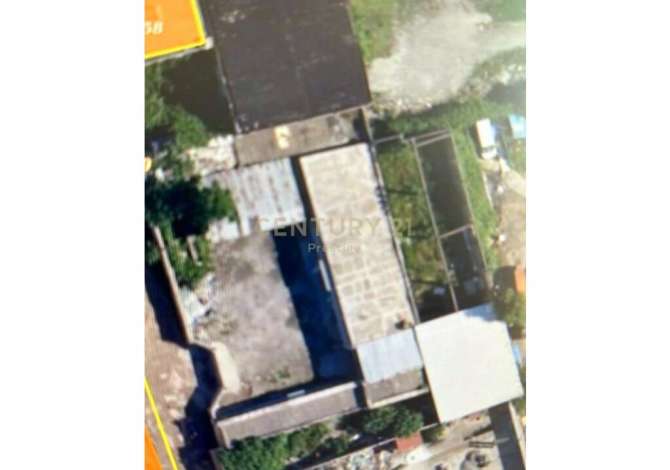 Ambient biznesi me qira ne fund te rruges 5 maj, Tirane  Tirana, Albania Per Qira 1,000 € 