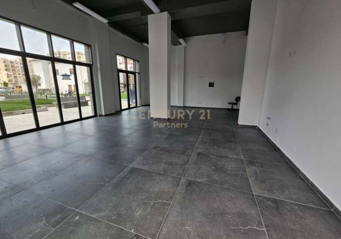 Ambient biznesi me qera 3+1 ne Tirane - 850 Euro