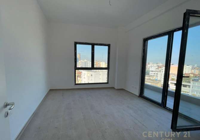 Ambient biznesi me qera 3+1 ne Tirane - 700 Euro