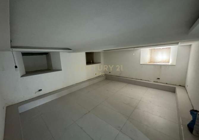 Ambient biznesi me qera 1+1 ne Tirane - 1,000 Euro