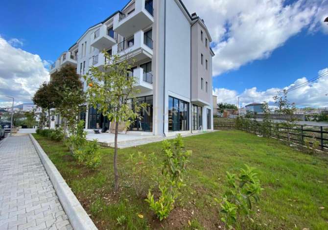 Business Property in Sale 4+1 in Tirana - 50,000 Euro