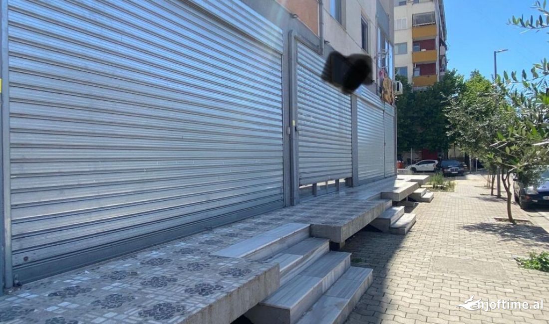 Shitet Ambjent Biznesi + Magazine ne Misto Mame  