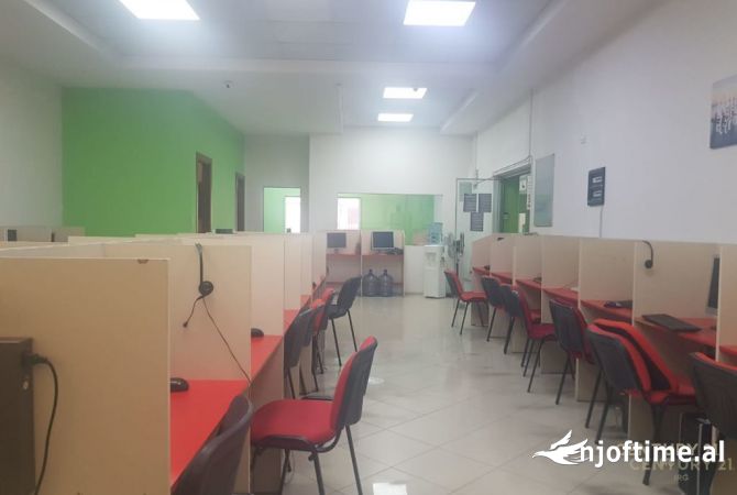 Business Property in Sale 1+1 in Tirana - 443,410 Euro