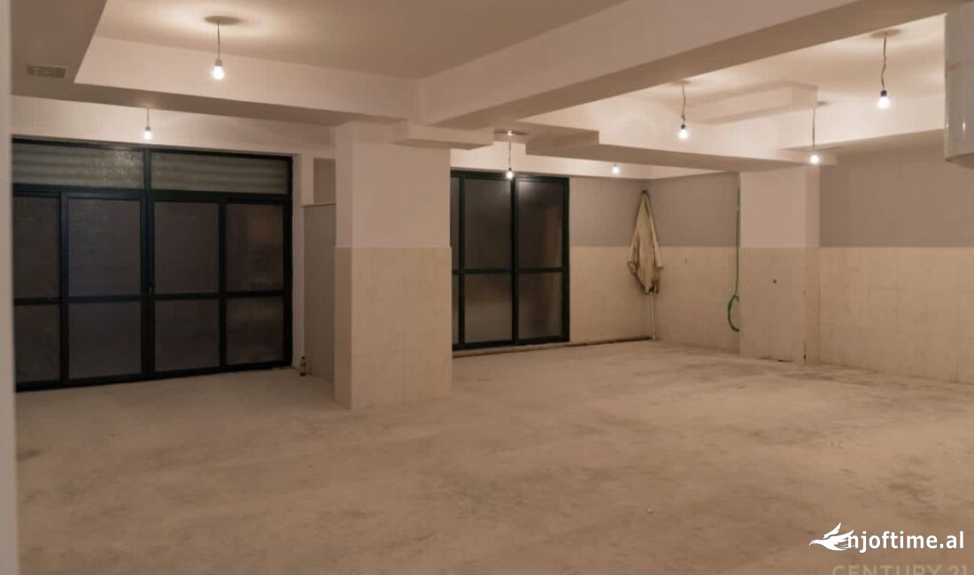 Ambient Komercial prane 21 Dhjetorit! 