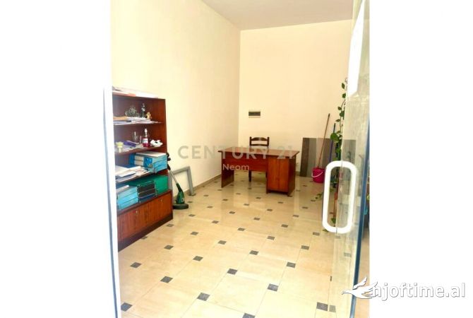 Business Property in Sale 1+1 in Tirana - 100,000 Euro