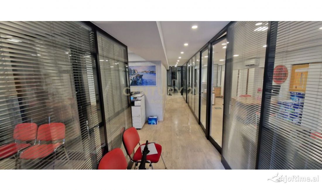 Njesi komerciale e investuar, ekskluzive per shitje ne Zog te Zi, cmim OKAZION!  