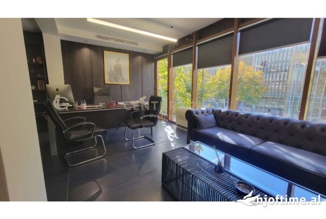 Business Property in Sale 3+1 in Tirana - 1,500,000 Euro