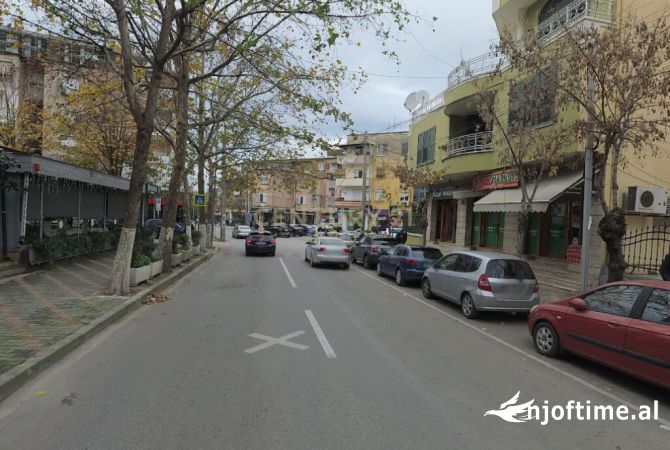 MINE PEZA, KOMERCIAL PER SHITJE