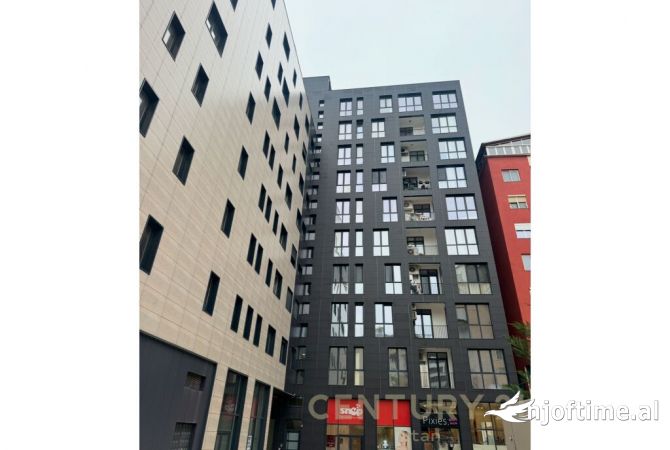 Ambiente Commerciale in Affitto 1+1 a Tirana - 1,000 Euro