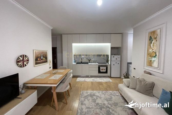 Shtepi me qera 2+1 ne Vlore - 450 Euro