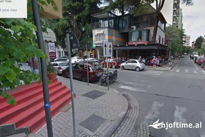 Ambiente Commerciale in Vendita 1+1 a Tirana - 750,000 Euro