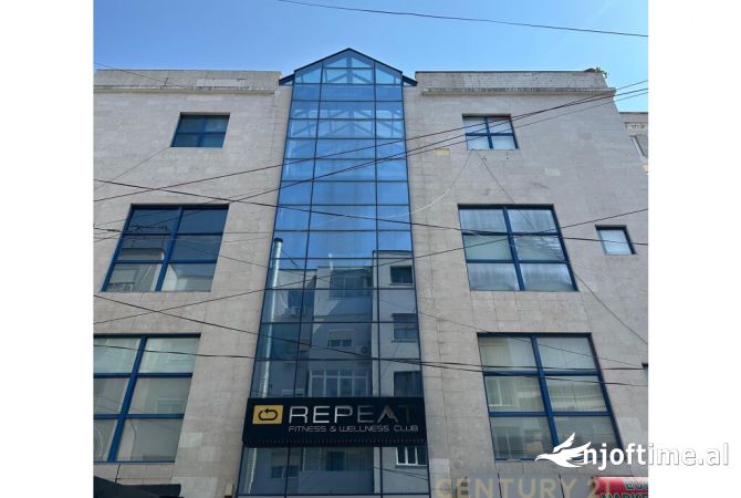 Business Property in Sale 1+1 in Tirana - 140,000 Euro