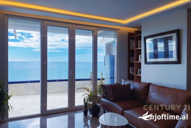 Shitet apartament me Pamje Deti ne vijen e pare, Shkembi i Kavajes, Durres! 305,000 €