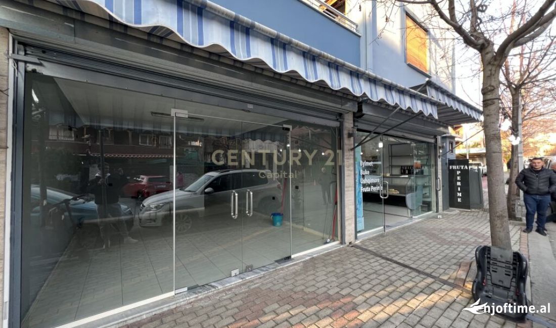 Ambient komercial Open Space ne katin 0 1,000 Euro /Muaj