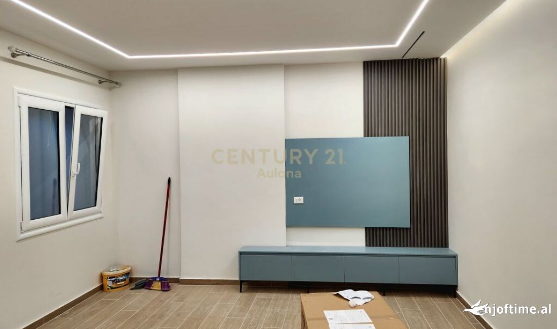 Shtepi me qera Apartament ne Vlore, 4+1, Mobilimi E mobiluar, Pagesa 1,666  Euro.