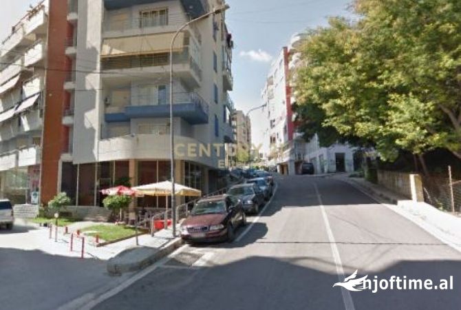 Business Property in Sale 1+1 in Tirana - 170,000 Euro