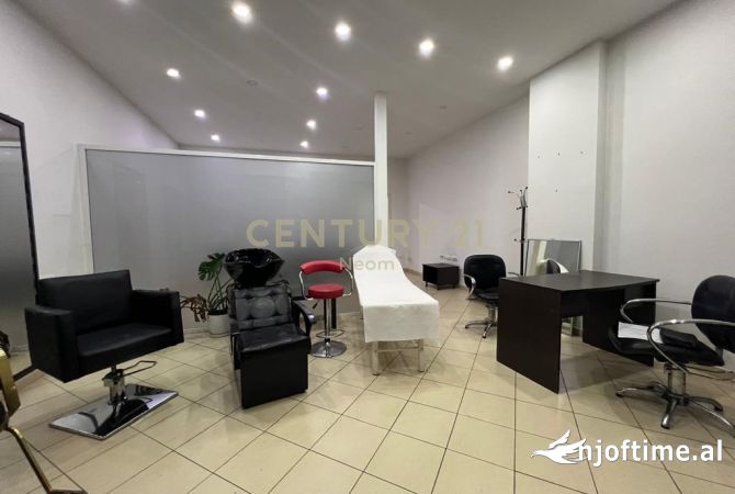 SHESIM NJESI KOMERCIALE NE YZBERISH! 