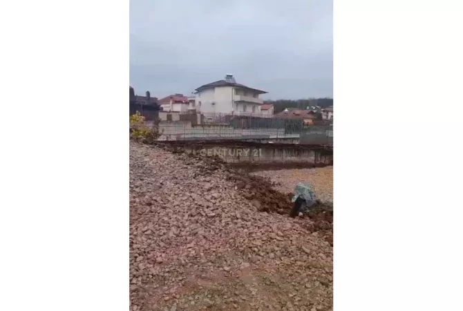 Tokë Për Shitje në zonen e Saukut te Vjetër 