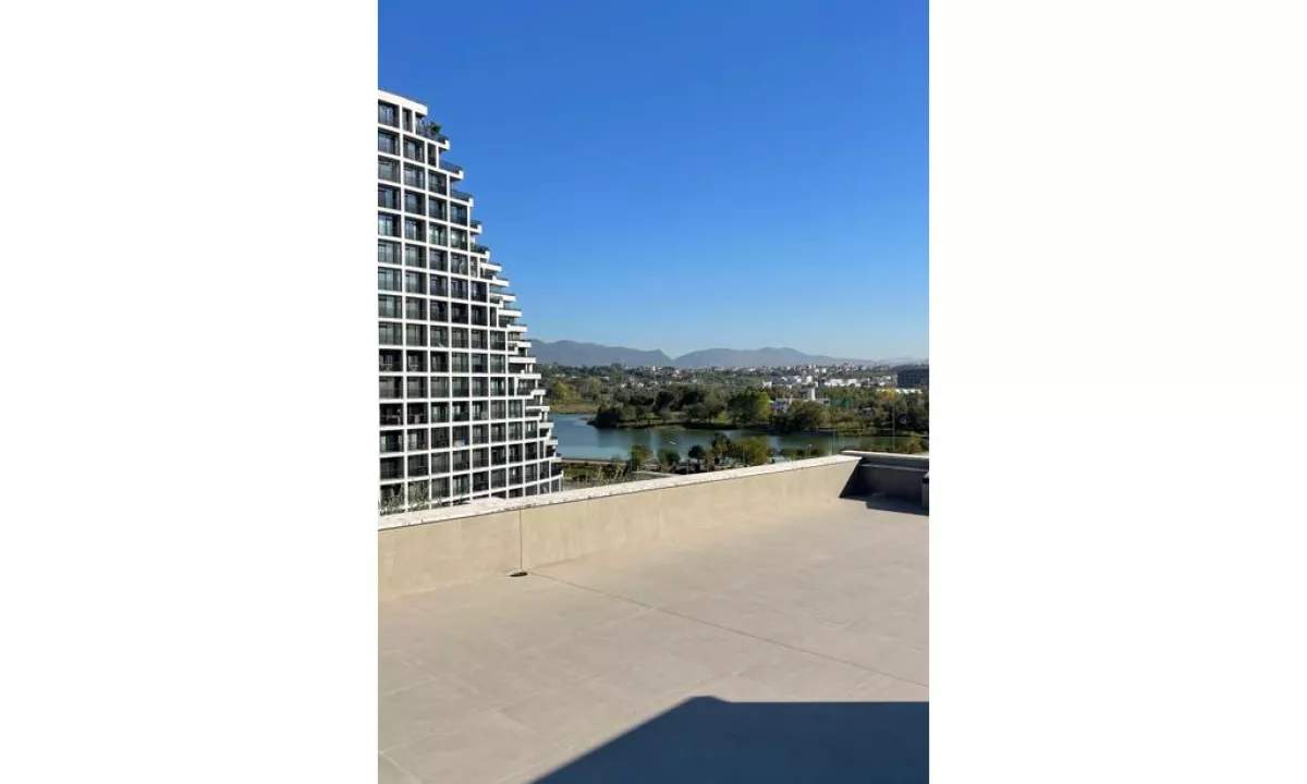 Zyra me qera tek Liqeni i Tiranes! 