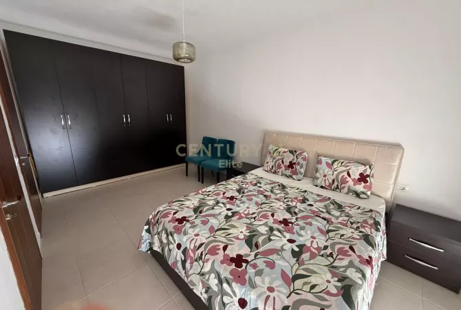 Shtepi ne shitje Penthose(kati i fundit panoramik) ne Sarande, 2+1, Mobilimi E mobiluar, Pagesa 335,000  Euro.