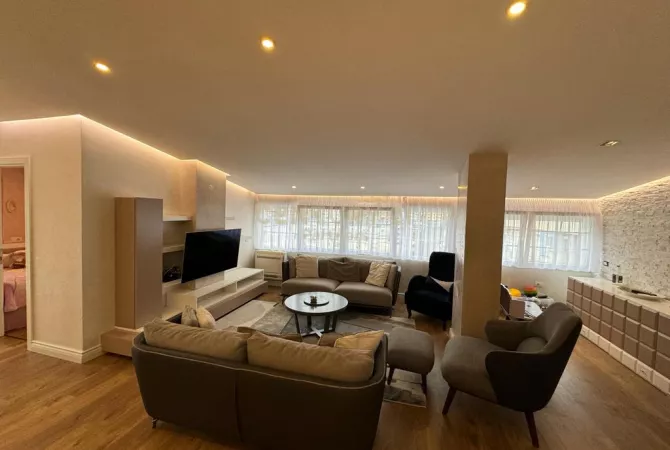 Japim me qira apartament 3+1+2 & 2 poste parkmi ne Fresk 
