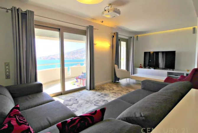 SHESIM APARTAMENT 3+1+2+POST PARKIMI NE SARANDE! 