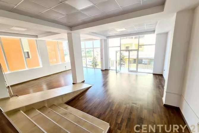 Business Property in Sale 1+1 in Tirana - 570,000 Euro