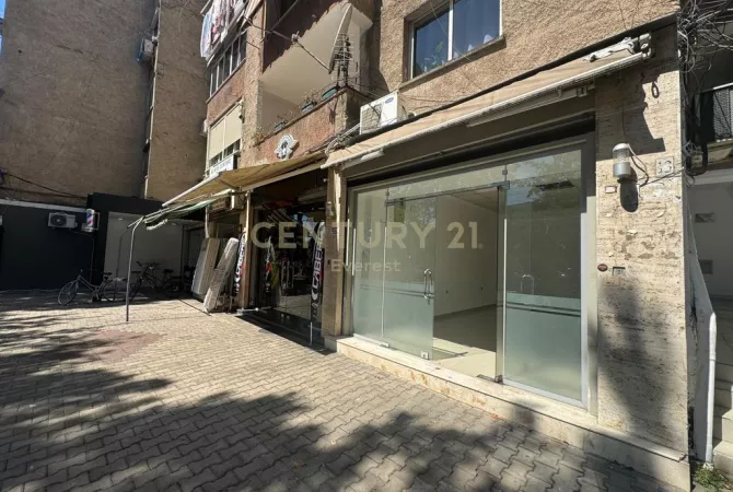 Business Property in Sale 1+1 in Tirana - 220,000 Euro