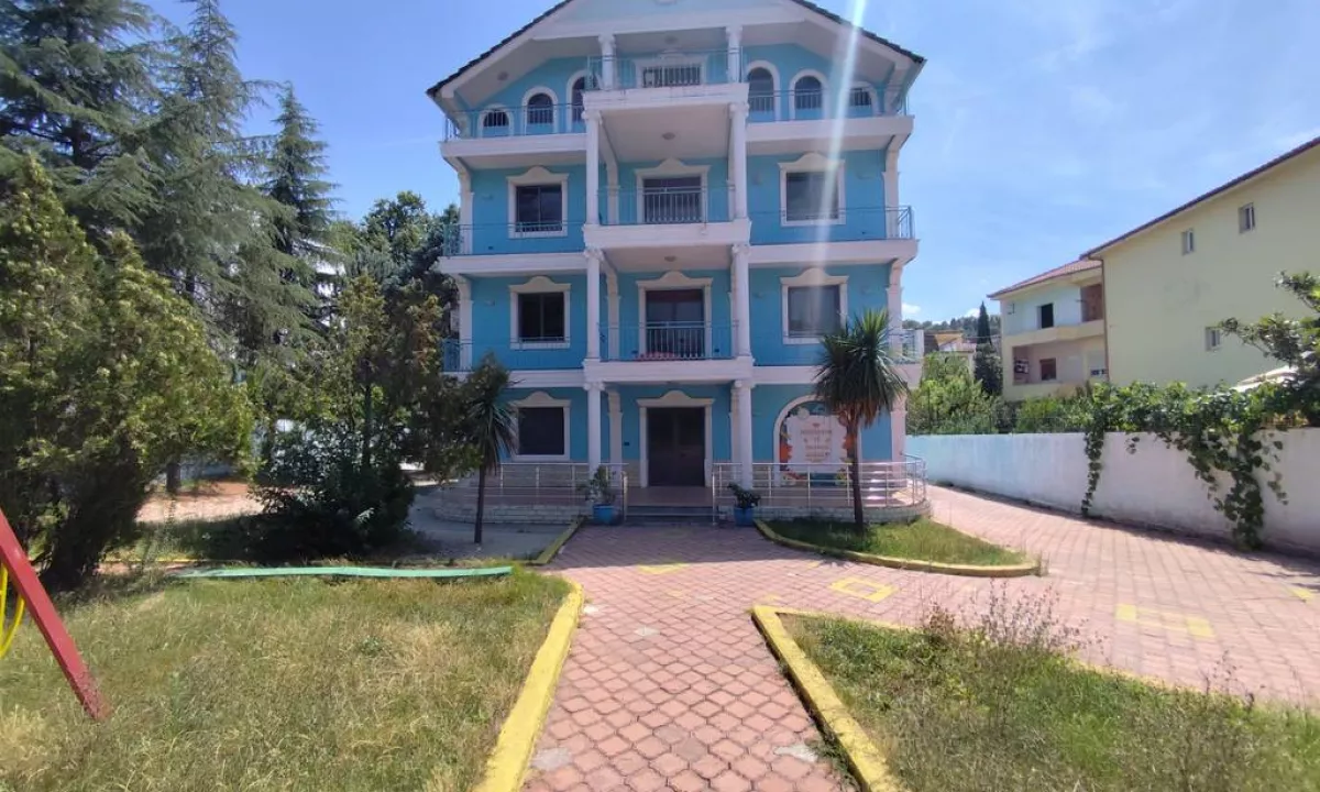 Objekt me qira te Vilat Gjermane ! 4500Euro/muaj