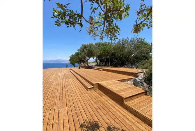 Shtepi ne shitje Apartament ne Vlore, 2+1, Mobilimi Bosh, pa mobiluar, Pagesa 370,000  Euro.