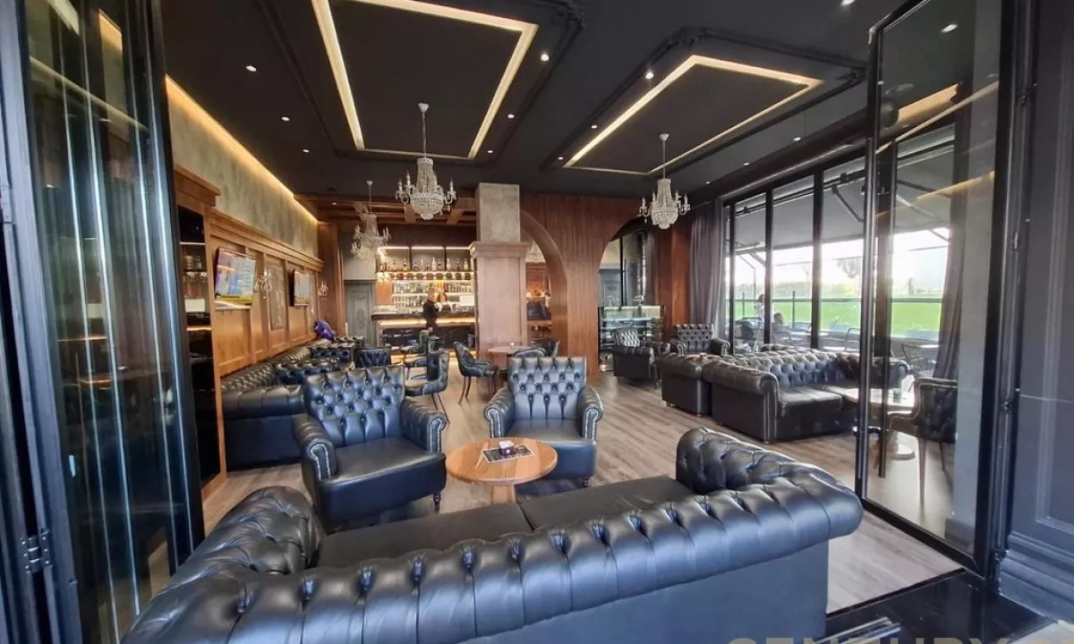 Bar per shitje ne Kompleksin Magnet!