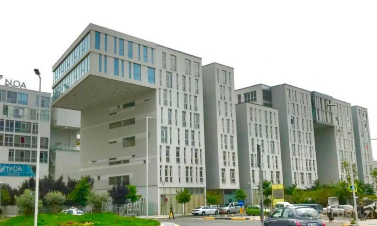 Shtepi ne shitje Apartament ne Tirane, 3+1, Mobilimi Bosh, pa mobiluar, Pagesa 440,000  Euro.