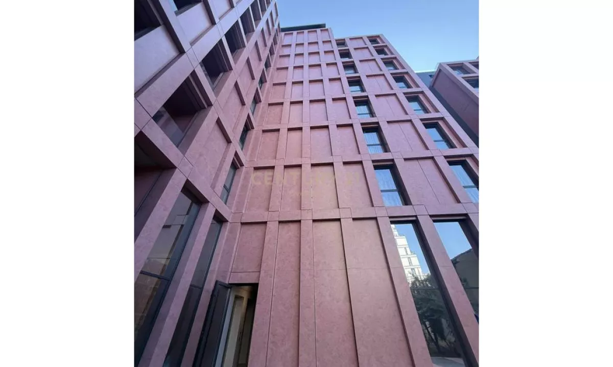 Shtepi ne shitje Apartament ne Tirane, 1+1, Mobilimi Bosh, pa mobiluar, Pagesa 220,000  Euro.