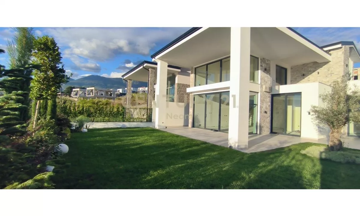 Shtepi ne shitje Apartament ne Tirane, 3+1, Mobilimi E mobiluar, Pagesa 570,000  Euro.