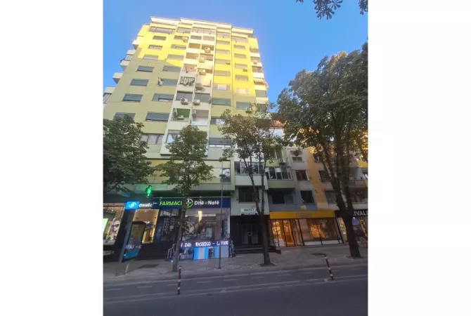 Business Property for Rent 3+1 in Tirana - 800 Euro