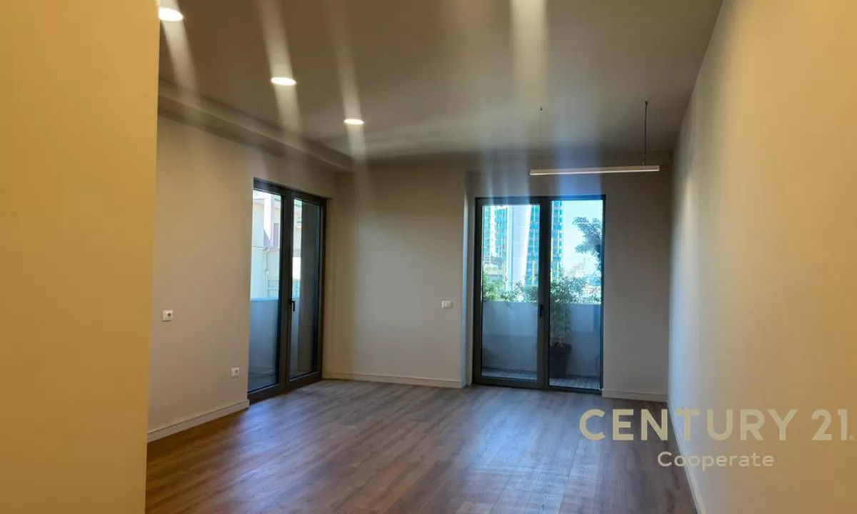 JAPIM ZYRE ME QIRA NE LION PARK RESIDENCE