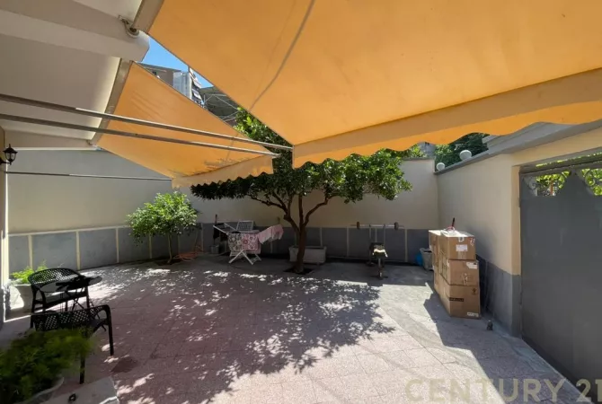 Shtepi private 1+1 per qira ne Allias!