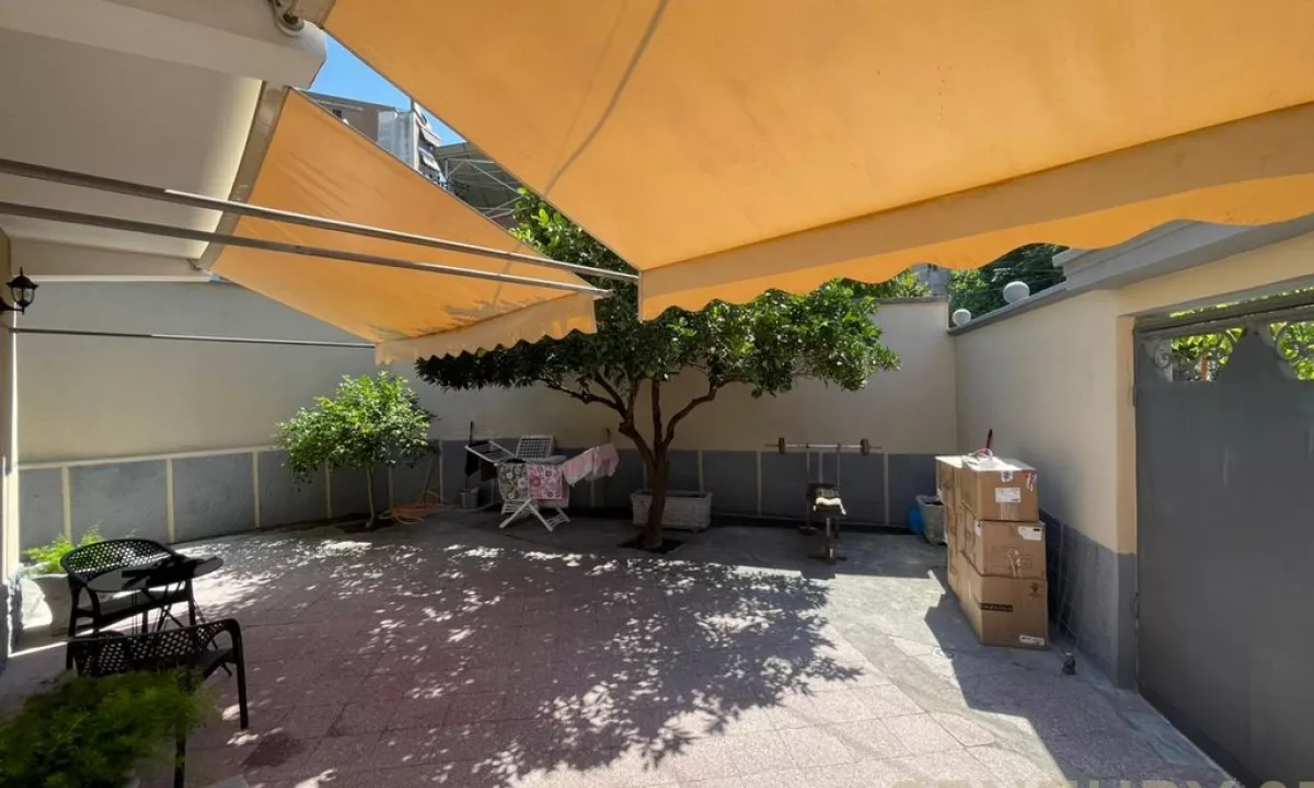 Shtepi me qera Apartament ne Tirane, 1+1, Mobilimi E mobiluar, Pagesa 400  Euro.