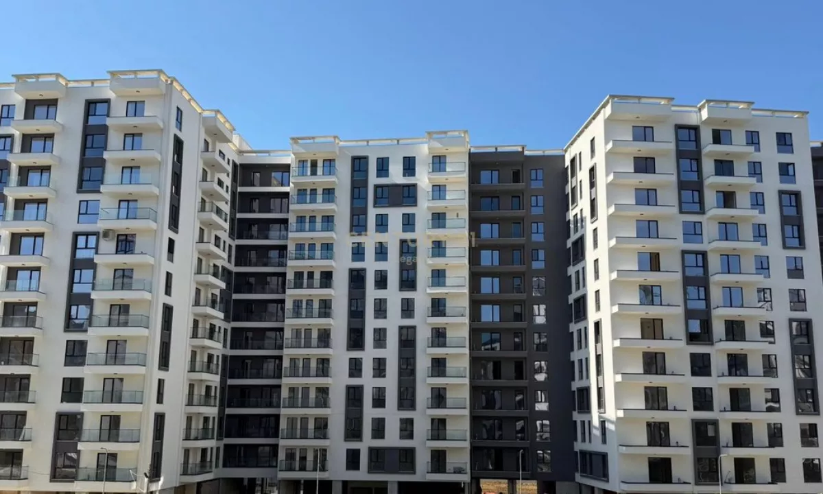 Shtepi ne shitje Apartament ne Tirane, 1+1, Mobilimi Bosh, pa mobiluar, Pagesa 107,500  Euro.