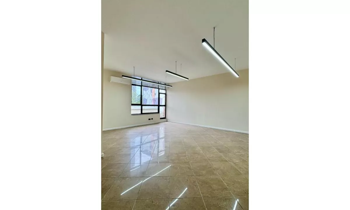 Ambient per zyra tek Kryeministria