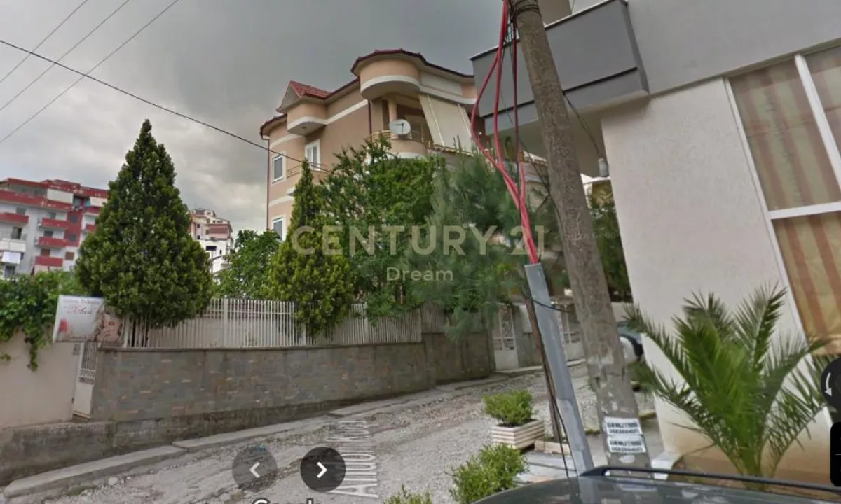 OKAZION ‼️ SHITET AMBIENT KOMERCIAL NE ZONEN E FRESKUT !‼️ 