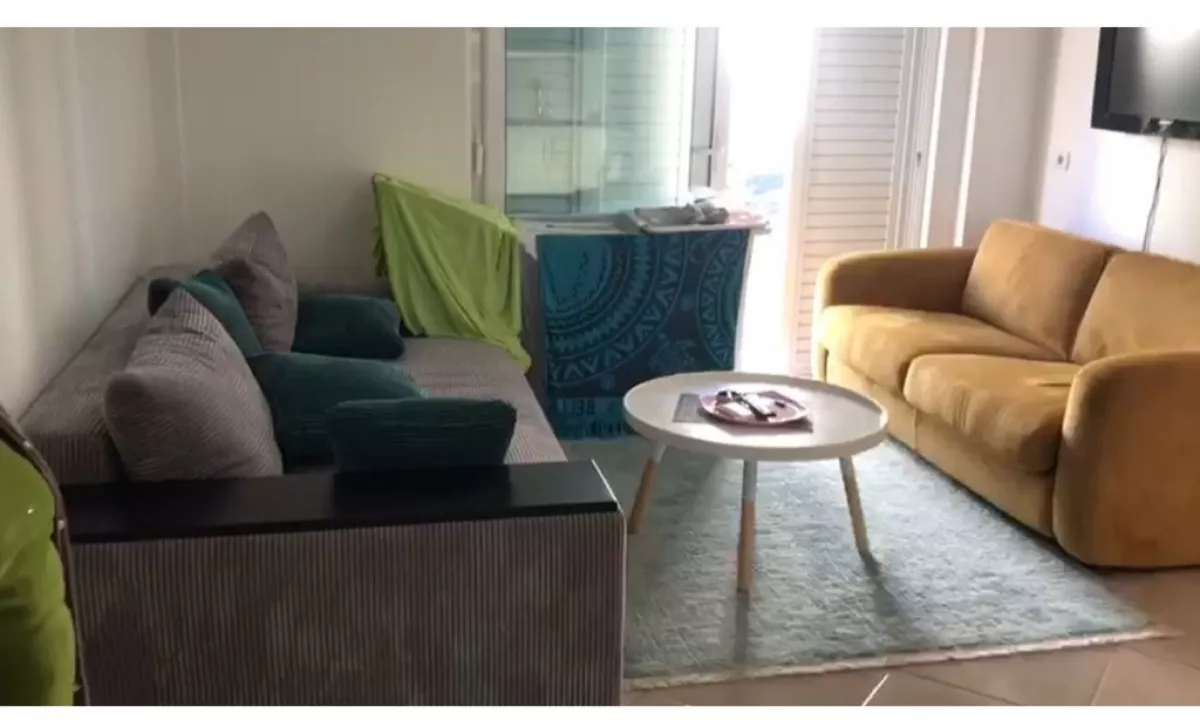 Shtepi ne shitje Apartament ne Sarande, 1+1, Mobilimi Pjeserisht e mobiluar, Pagesa 130,000  Euro.