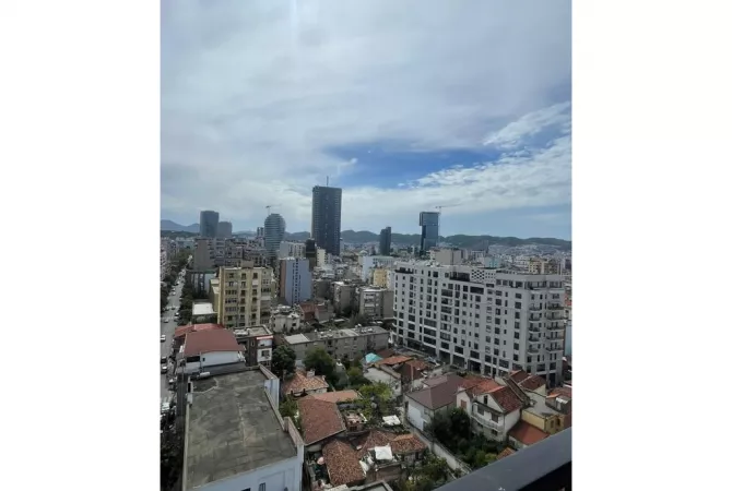 Business Property for Rent 3+1 in Tirana - 1,000 Euro