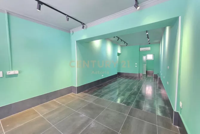 Business Property for Rent 1+1 in Tirana - 600 Euro